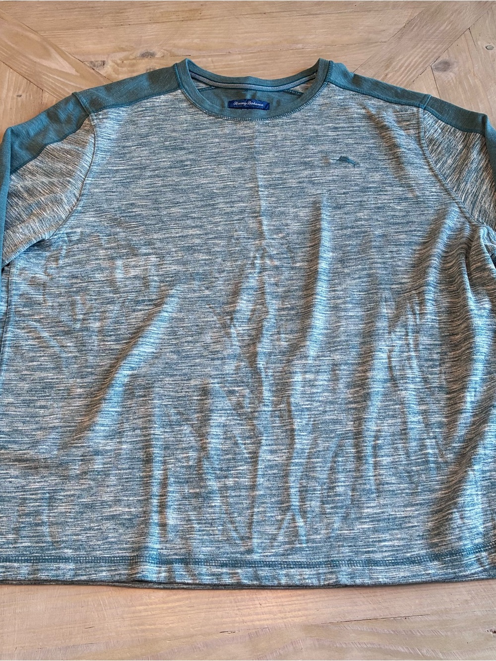Tommy Bahama Men's Heathered Green Crew Neck Shirt